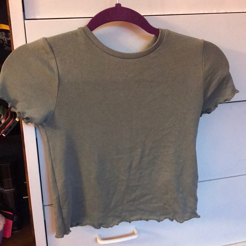 Forever 21 green ruffled T-shirt